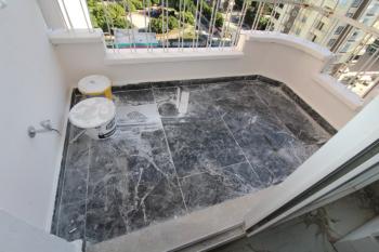 ASLAN'DAN MEZİTLİ MENDERES'TE GENİŞ METRAJLI, MASRAFSIZ 3+1