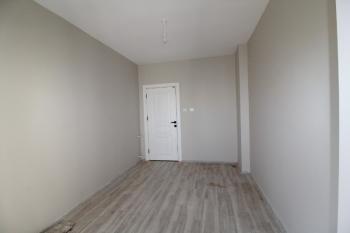 ASLAN'DAN MEZİTLİ MENDERES'TE GENİŞ METRAJLI, MASRAFSIZ 3+1