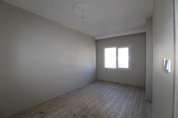 ASLAN'DAN MEZİTLİ MENDERES'TE GENİŞ METRAJLI, MASRAFSIZ 3+1