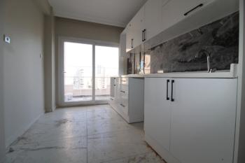 ASLAN'DAN MEZİTLİ MENDERES'TE GENİŞ METRAJLI, MASRAFSIZ 3+1