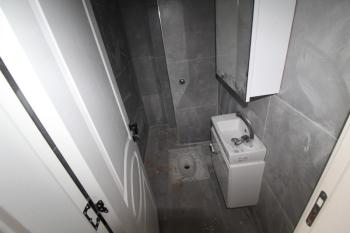 ASLAN'DAN MEZİTLİ MENDERES'TE GENİŞ METRAJLI, MASRAFSIZ 3+1