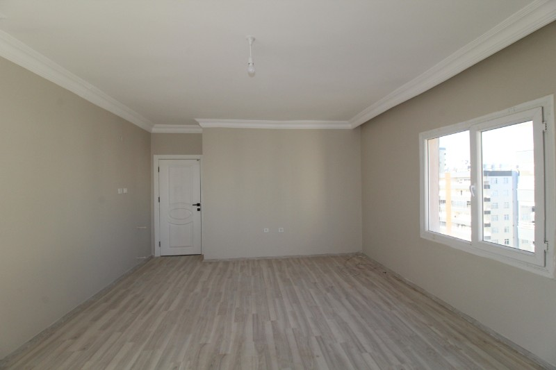 ASLAN'DAN MEZİTLİ MENDERES'TE GENİŞ METRAJLI, MASRAFSIZ 3+1