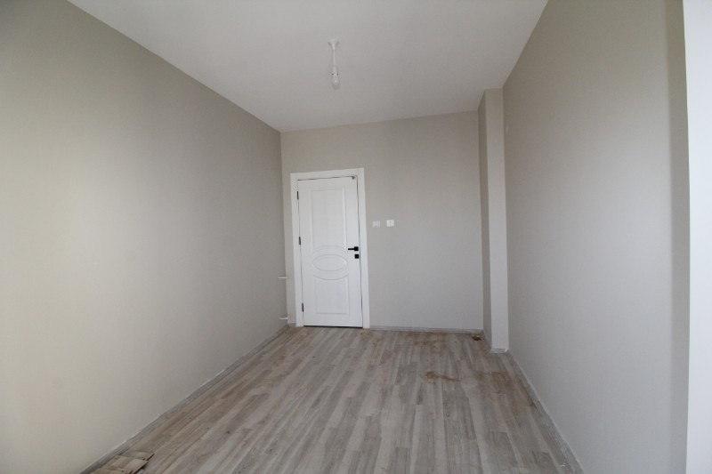 ASLAN'DAN MEZİTLİ MENDERES'TE GENİŞ METRAJLI, MASRAFSIZ 3+1