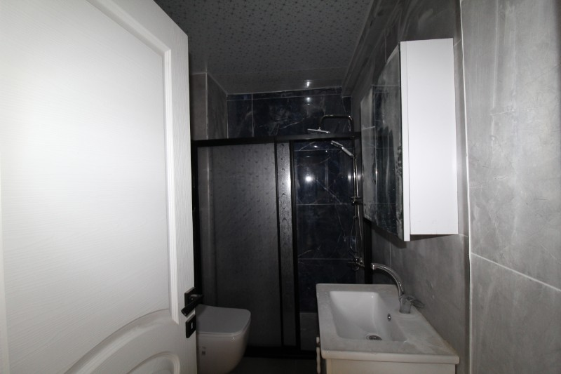 ASLAN'DAN MEZİTLİ MENDERES'TE GENİŞ METRAJLI, MASRAFSIZ 3+1