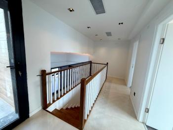 500 M² Üzerinde Satılık 4+1 Tam Müstakil Villa