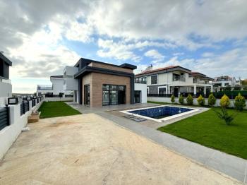 500 M² Üzerinde Satılık 4+1 Tam Müstakil Villa