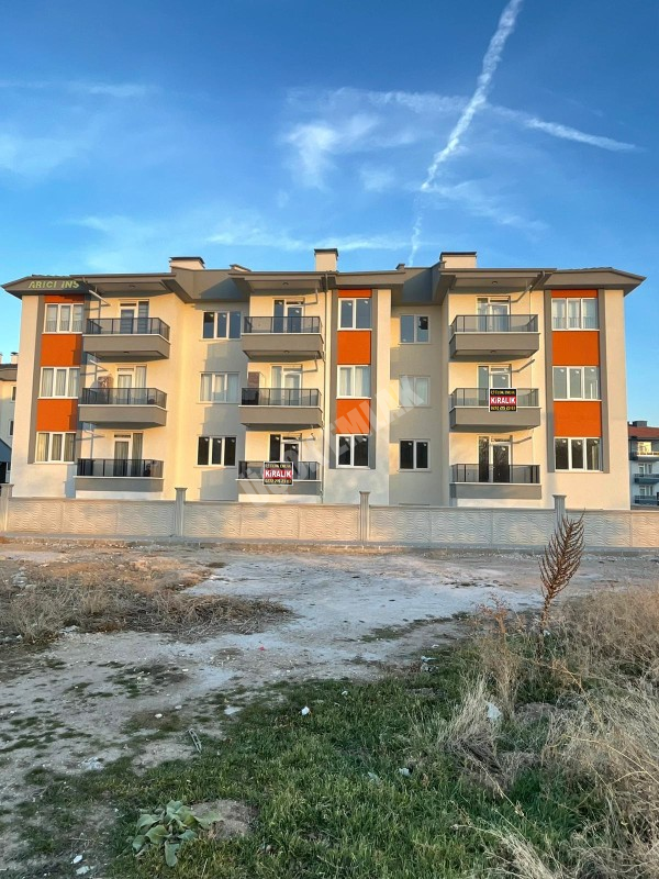 AFYON ÜÇOK EMLAKTAN MAREŞAL F ÇAKMAK MAH DA SIFIR LÜX 3+1 - 2+1 KİRALIK DAİRELER