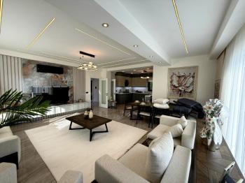 Didim Hisar Mahallesi’nde Satılık 4+1 Lüks Villa