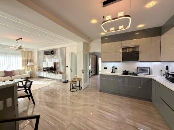 Didim Hisar Mahallesi’nde Satılık 4+1 Lüks Villa