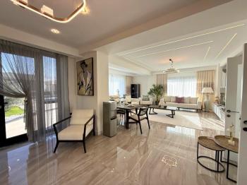 Didim Hisar Mahallesi’nde Satılık 4+1 Lüks Villa