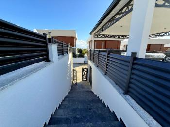 Didim Hisar Mahallesi’nde Satılık 4+1 Lüks Villa