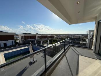 Didim Hisar Mahallesi’nde Satılık 4+1 Lüks Villa