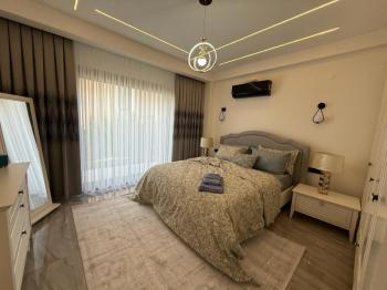 Didim Hisar Mahallesi’nde Satılık 4+1 Lüks Villa