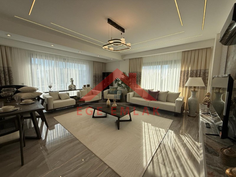 Didim Hisar Mahallesi’nde Satılık 4+1 Lüks Villa