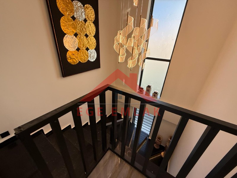 Didim Hisar Mahallesi’nde Satılık 4+1 Lüks Villa