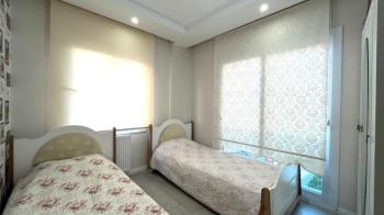 Elmas’tan M.Kemal’de Havuzlu İki Bloklu Site İçerisinde 4+1