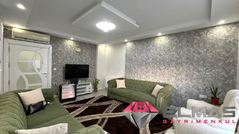 Elmas’tan M.Kemal’de Havuzlu İki Bloklu Site İçerisinde 4+1