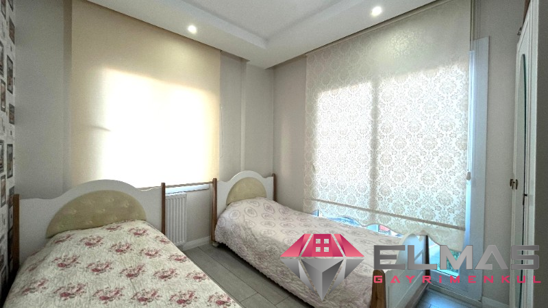 Elmas’tan M.Kemal’de Havuzlu İki Bloklu Site İçerisinde 4+1