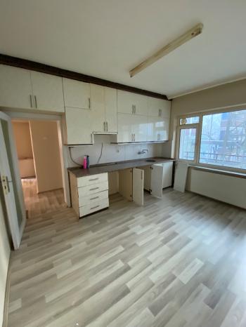 GÜVENAY - ÇORUM BAHÇELİEVLER YAŞİL FIRIN ARKASI KİRALIK DAİRE