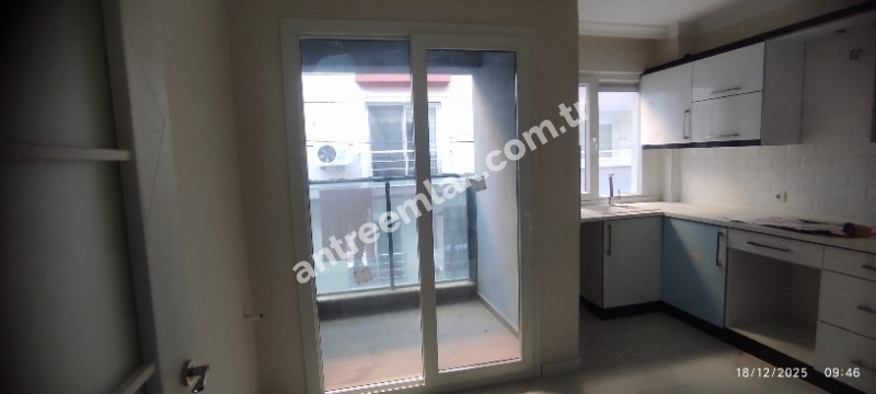 Antre Emlak'tan Kiralık Bozyaka Hastane Yanı Bahar Mahallesinde 3+1,Otoparklı Asansörlü Doğalgazlı Sıfır Daire