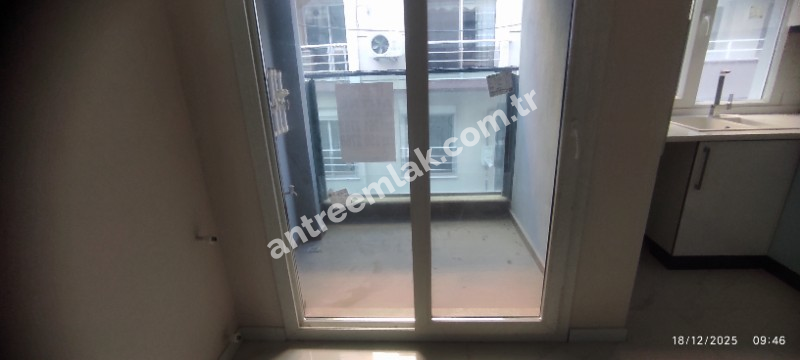 Antre Emlak'tan Kiralık Bozyaka Hastane Yanı Bahar Mahallesinde 3+1,Otoparklı Asansörlü Doğalgazlı Sıfır Daire