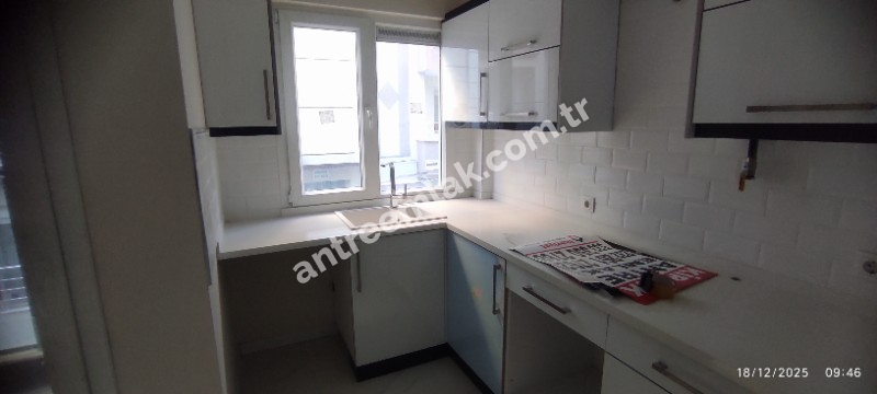 Antre Emlak'tan Kiralık Bozyaka Hastane Yanı Bahar Mahallesinde 3+1,Otoparklı Asansörlü Doğalgazlı Sıfır Daire