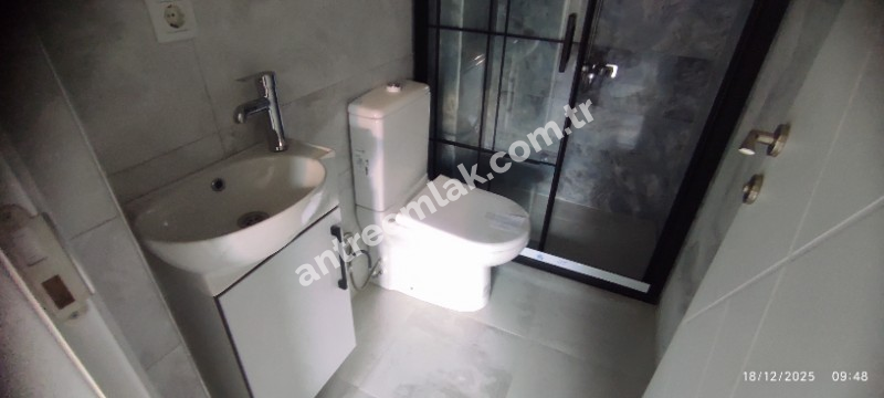 Antre Emlak'tan Kiralık Bozyaka Hastane Yanı Bahar Mahallesinde 3+1,Otoparklı Asansörlü Doğalgazlı Sıfır Daire