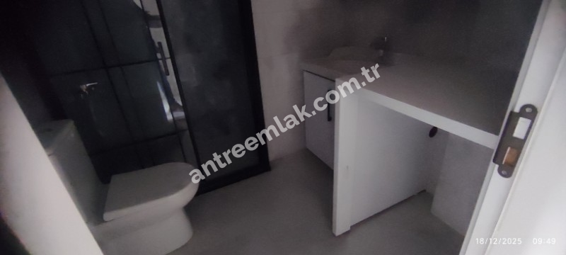 Antre Emlak'tan Kiralık Bozyaka Hastane Yanı Bahar Mahallesinde 3+1,Otoparklı Asansörlü Doğalgazlı Sıfır Daire