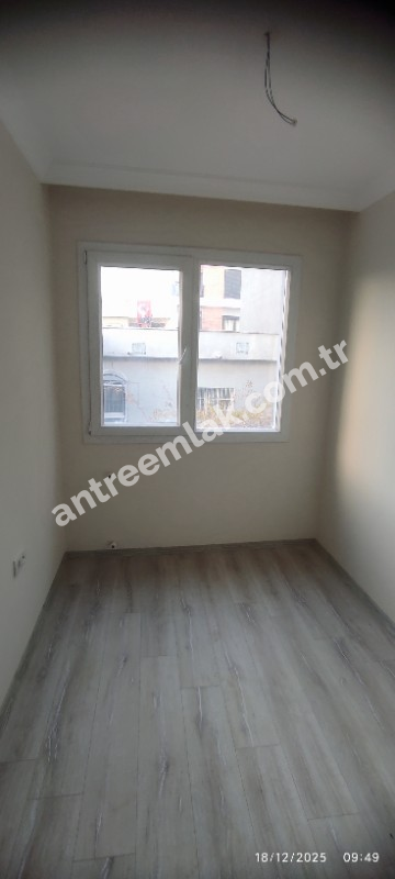 Antre Emlak'tan Kiralık Bozyaka Hastane Yanı Bahar Mahallesinde 3+1,Otoparklı Asansörlü Doğalgazlı Sıfır Daire