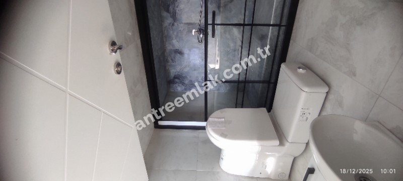 Antre Emlak'tan Kiralık Bozyaka Hastane Yanı Bahar Mahallesinde 3+1,Otoparklı Asansörlü Doğalgazlı Sıfır Daire