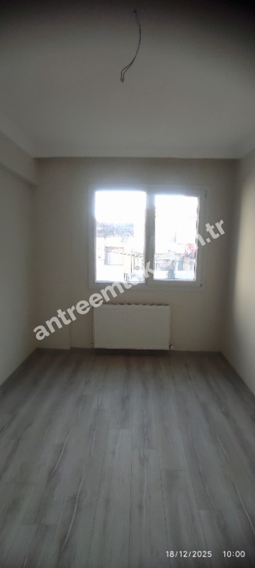 Antre Emlak'tan Kiralık Bozyaka Hastane Yanı Bahar Mahallesinde 3+1,Otoparklı Asansörlü Doğalgazlı Sıfır Daire
