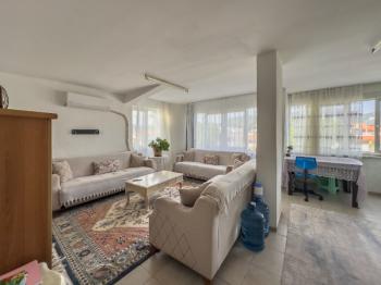 Marmaris Tepe Mahallesi Park Cepheli Tek Tapu 2 Adet 2+1 Daire