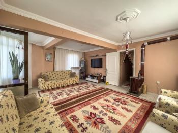 Marmaris Tepe Mahallesi Park Cepheli Tek Tapu 2 Adet 2+1 Daire