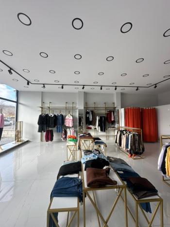 AFYON ÜÇOK EMLAKTAN KANLICA MAH İŞLEK CADDEDE LÜX  KİRALIK DÜKKAN