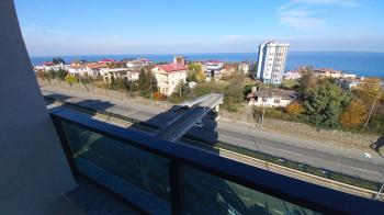 BEŞİKDÜZÜ ADACIK'TA SATILIK 3+1 DAİRE 