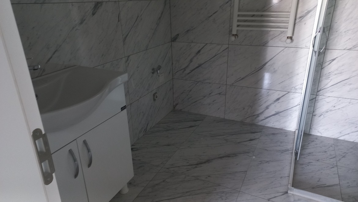 BEŞİKDÜZÜ ADACIK'TA SATILIK 3+1 DAİRE 