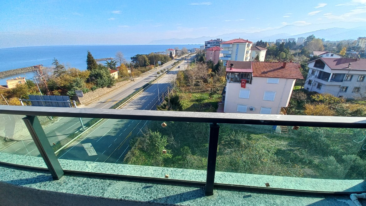 BEŞİKDÜZÜ ADACIK'TA SATILIK 3+1 DAİRE 