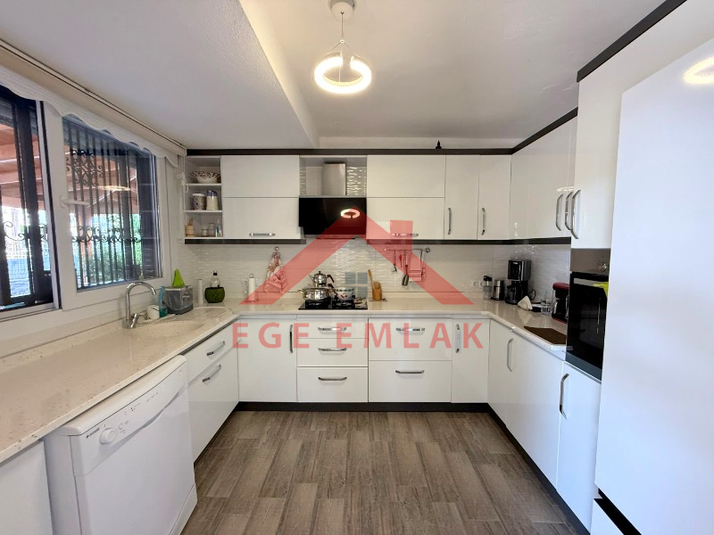 Didim Sağtur’da Deniz Yürüyüş Mesafesinde 4+1 Müstakil Villa