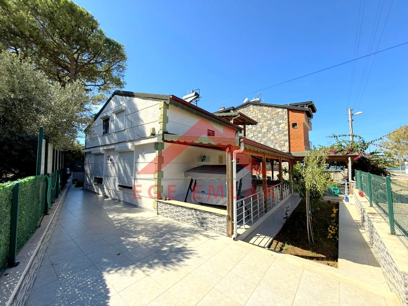 Didim Sağtur’da Deniz Yürüyüş Mesafesinde 4+1 Müstakil Villa