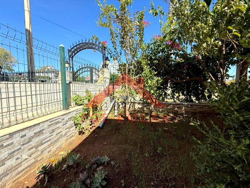 Didim Sağtur’da Deniz Yürüyüş Mesafesinde 4+1 Müstakil Villa