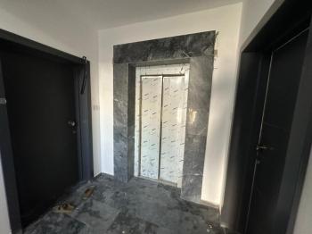 KÜÇÜK KAYMAKLI'DA ŞİRKETE  TAKSİTLİ SATILIK DAİRELER