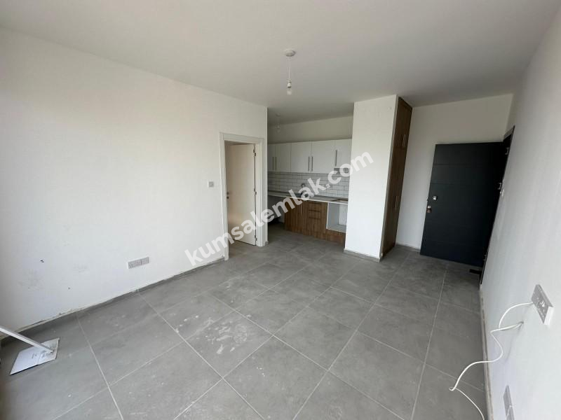 KÜÇÜK KAYMAKLI'DA ŞİRKETE  TAKSİTLİ SATILIK DAİRELER