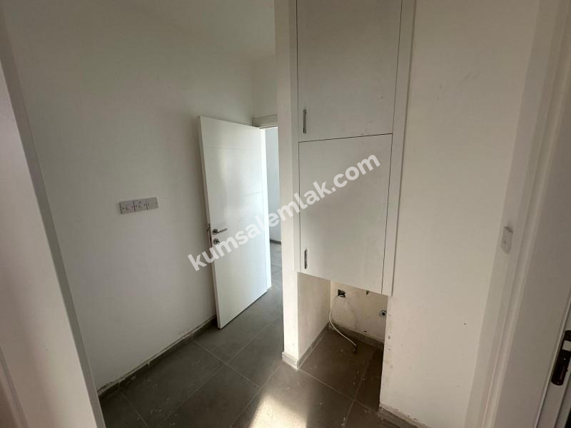 KÜÇÜK KAYMAKLI'DA ŞİRKETE  TAKSİTLİ SATILIK DAİRELER