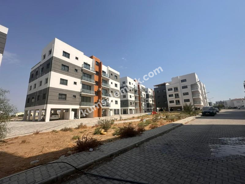 KÜÇÜK KAYMAKLI'DA ŞİRKETE  TAKSİTLİ SATILIK DAİRELER