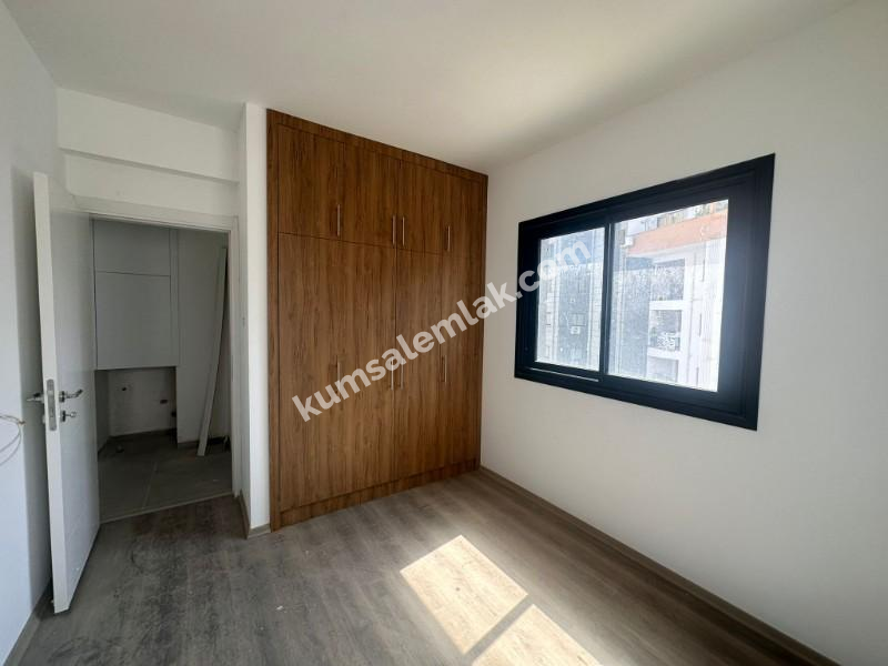 KÜÇÜK KAYMAKLI'DA ŞİRKETE  TAKSİTLİ SATILIK DAİRELER