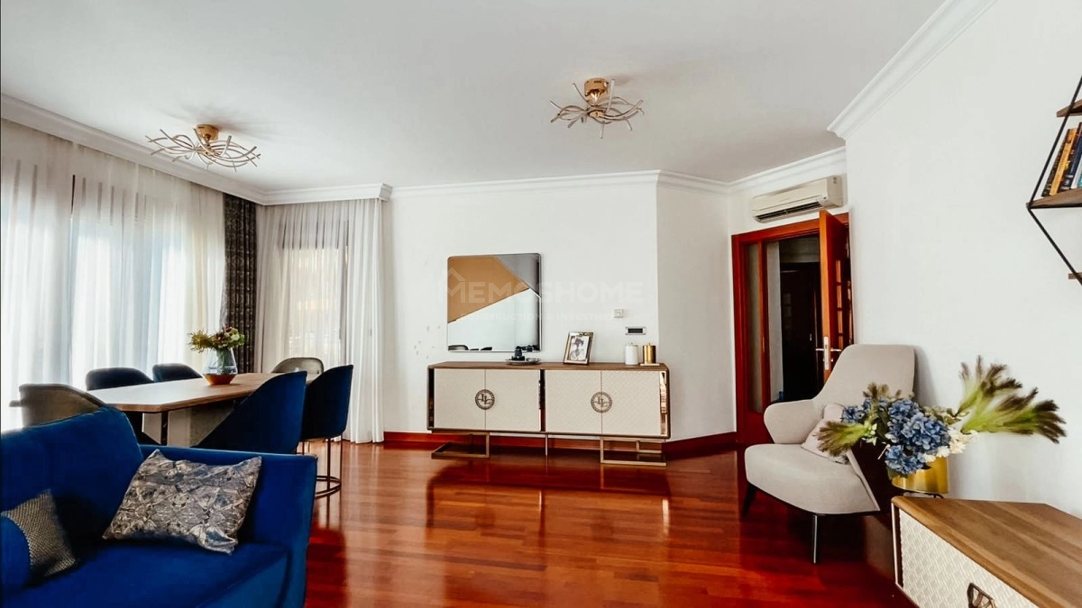 Sjøliv I Selcuklu Konaklari Bolig