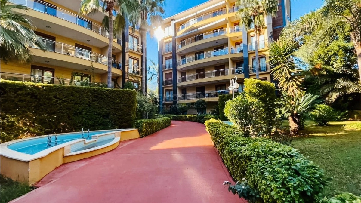 Sjøliv I Selcuklu Konaklari Bolig