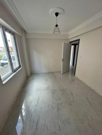 AFYON ÜÇOK EMLAKTAN MAREŞAL F ÇAKMAK MAH SATILIK 3+1 LÜX DAİRE