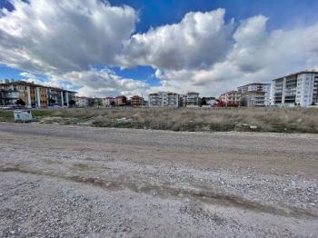 AFYON ÜÇOK EMLAKTAN MAREŞAL F ÇAKMAK MAH SATILIK 3+1 LÜX DAİRE