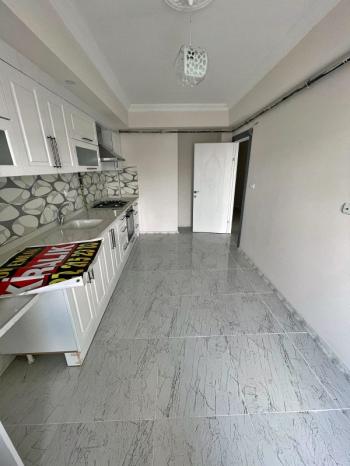 AFYON ÜÇOK EMLAKTAN MAREŞAL F ÇAKMAK MAH SATILIK 3+1 LÜX DAİRE